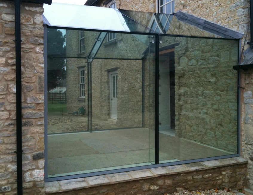 Glasslink building a house